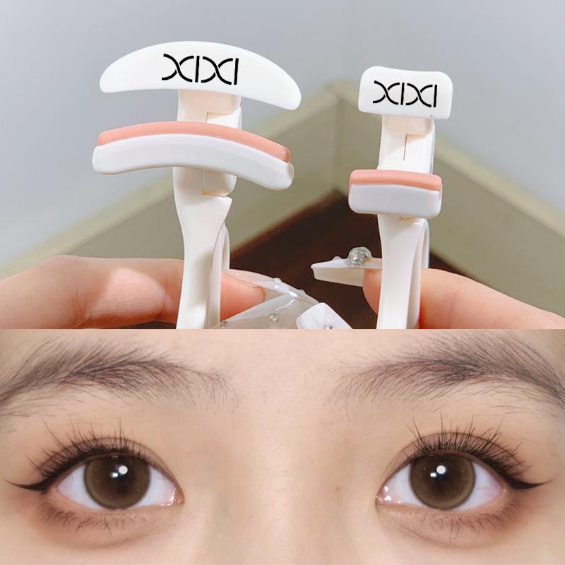 XiXi Wide-Angle One-Clip Eyelash Curler - Compact, Portable, Easy to Use, Curls Without Pinching Eyelids