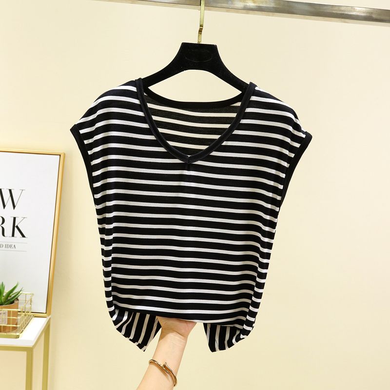 

Модальная футболка с V-образным вырезом в полоску, летняя, большого размера, тонкая, для ношения под низ, топы без рукавов, женская, однотонная, минималистичная, повседневная, базовая футболка Black M (recommended 40.00 kg-50.00 kg