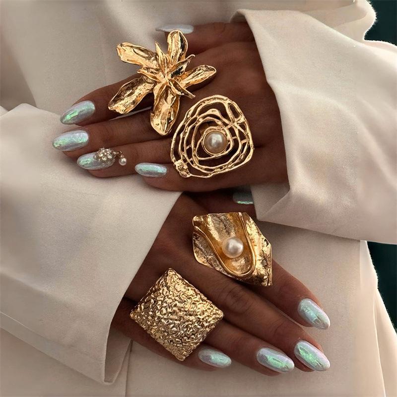 Exaggerated Gold Color Flower Geometric Open Ring Set for Women Personality Imitation Pearl Round Finger Ring Party Jewelry Gift