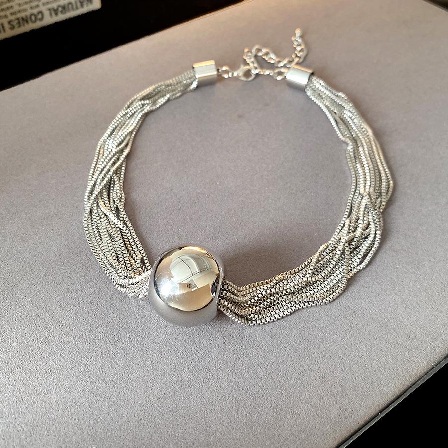 Minimalist Multi-Layer Stackable Clavicle Necklace - Trendy, Versatile Design for Women