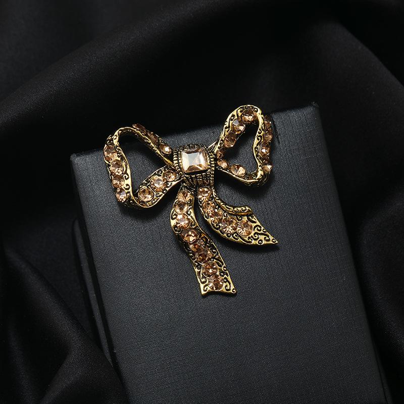 

Нишевая брошь-бант с высоким чувством французской элегантности, красная, в стиле ретро, с темпераментом, женская изысканная корсажная брошь для костюма, тренд шампанского