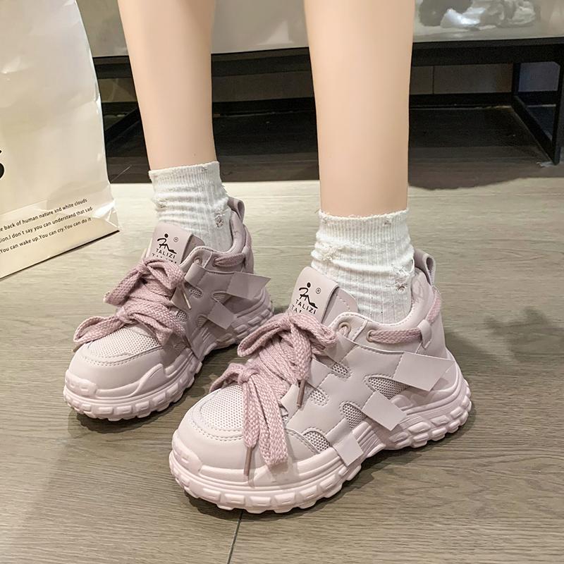 Модные женские туфли Daddy Shoes на толстой подошве 2024 года — фото 7
