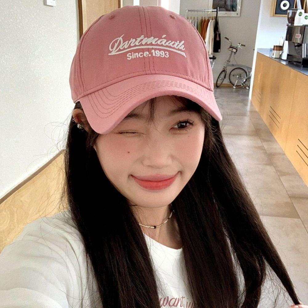 

Anti-UV Embroidery Letter Baseball Cap Cotton Peaked Cap Retro Outdoor Sun Hat Ladies/Male