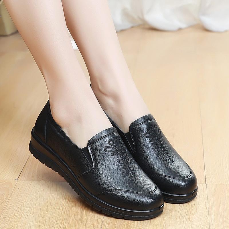 Pantofi Stil Nou: Pantofi Simpli de Damă cu Vârf Rotund, Pantofi din Piele cu Talpă Moale