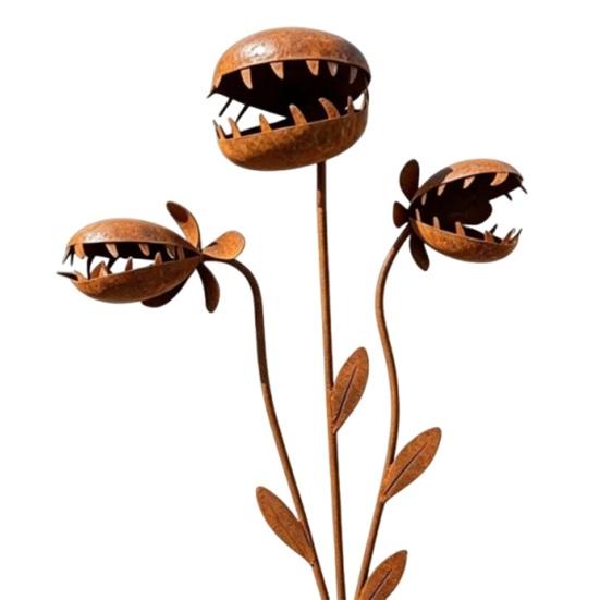 Carnivorous Plant Garden Stake Metal Venus Flytrap Plant Sculpture Rusty Monstrous Plant Ornament for Yard Garden Flower Size#1pc