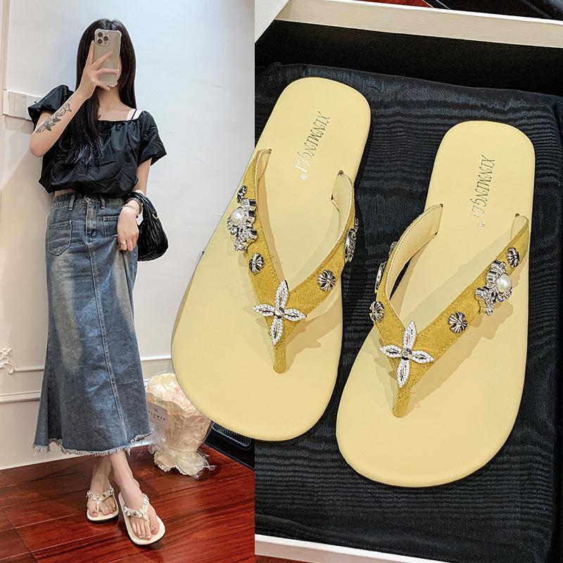 Flower Casual Temperament Toe Korean Version of Versatile Rhinestone Cool Slippers Women's Senior Clip Sandals Flip-flops Fashion Soft Sole