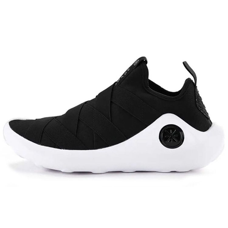 

Баскетбольные кроссовки Li Ning Wade Way Low Retro женские кроссовки черные белые AGWN028-1