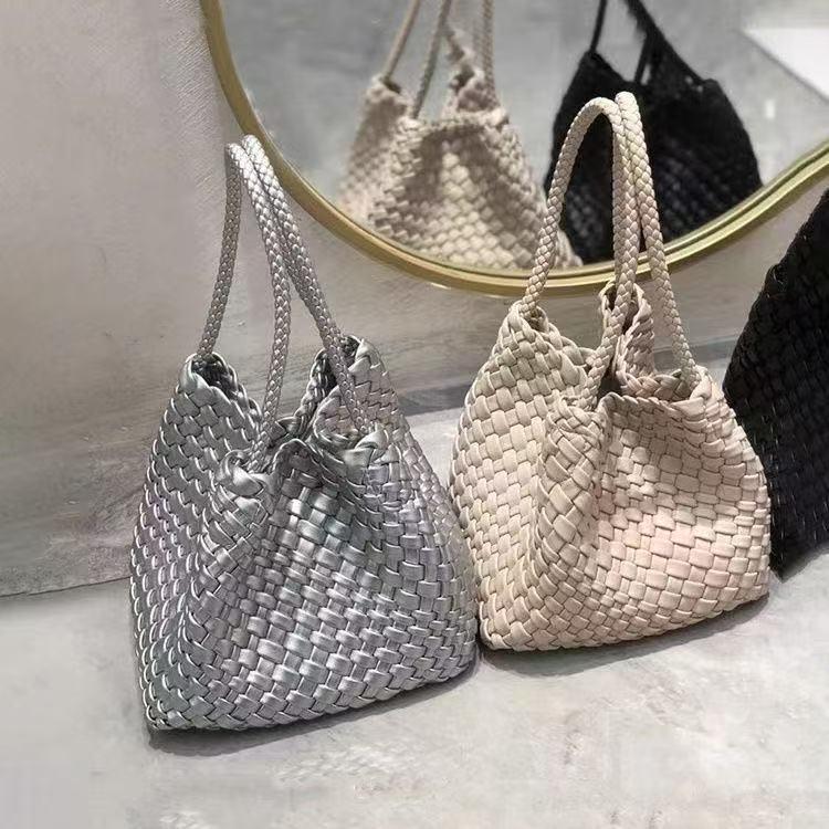 Niche Handmade Woven Dumpling Bag: 2025 High-End Drawstring Handbag & Mother-Child Market Bag