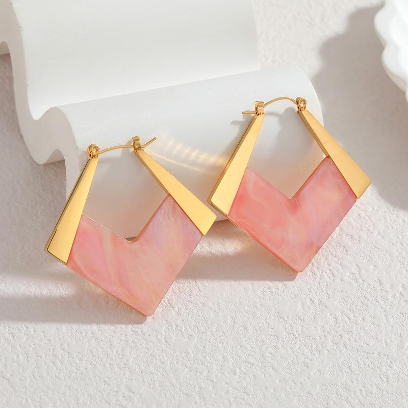 

Hong Kong Retro Geometric Rhombus Titanium Steel Earrings, 18k Gold, High-End Autumn/Winter Fashion розовый