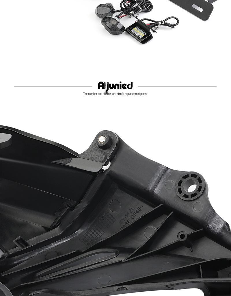 Honda CBR1000RR Tail Tidy with Black Turn Signals - Modified Short Tail License Plate Holder & Fender Accessories