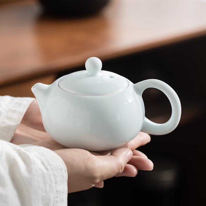 Yingqing Glaze Celadon Xishi Teapot