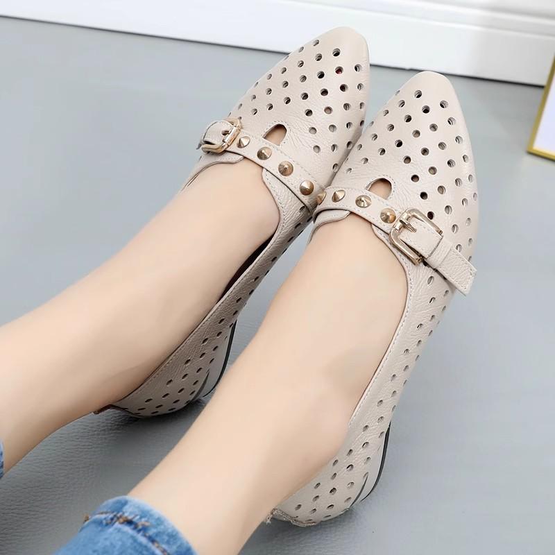 

Новая весенне-летняя сумка, большая женская обувь, на широкую ногу, сандалии, перфорированная кожа, плоская подошва, туфли с отверстиями 41 абрикосовый