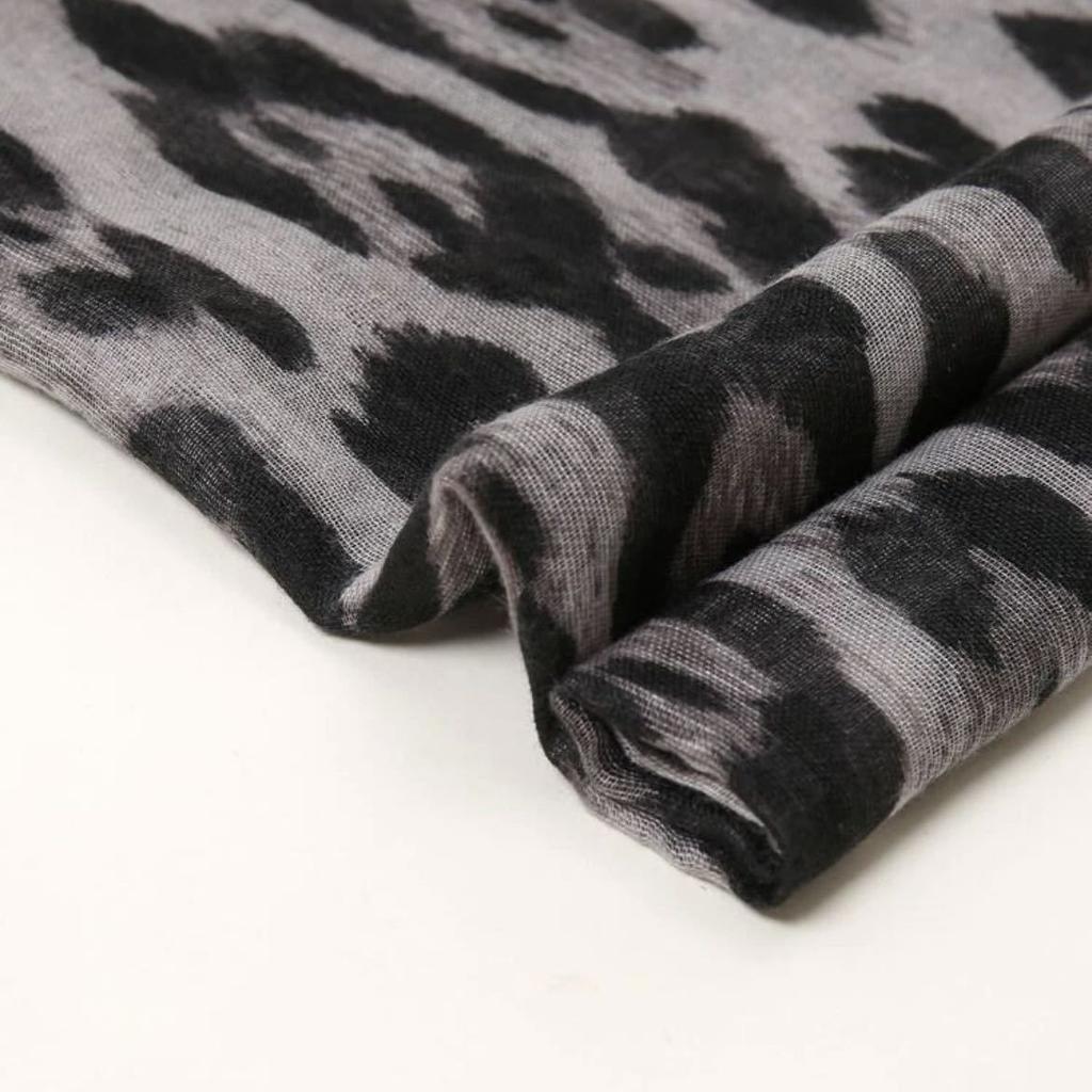 Lightweight Leopard Print Scarf Casual Thin Breathable Shawl Women'S Outdoor Sunscreen Windproof Head Wrap Bufandas Muslim Hijab