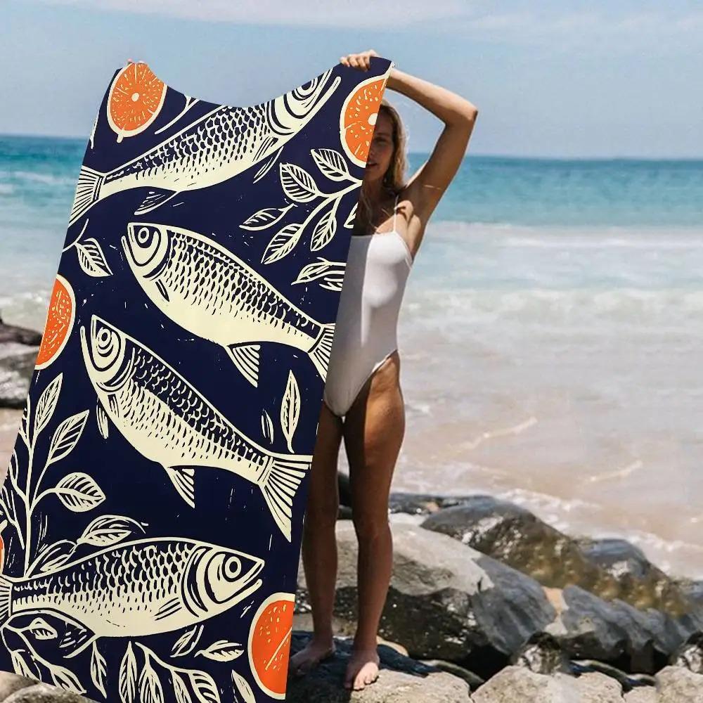 Minimal Polka Dot Sardine Print Beach Towel, Lightweight Absorbent Towel For Women Summer Beach Holiday