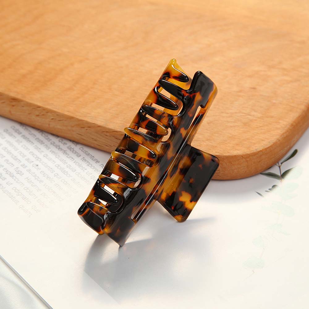 Wild Girls Women Leopard Acrylic Hairdress Crab Clips Hair Claws Bath Clips