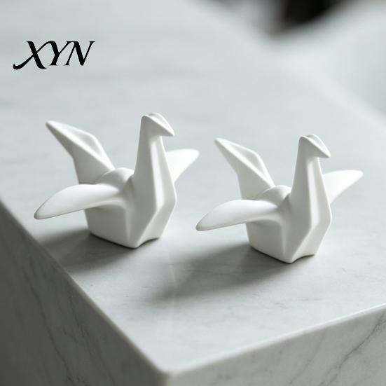Décor Oiseau Origami Grues Géométriques Figurine, Sculpture Moderne, Accent Décoratif Minimaliste pour Étagère, Sculpture Créative Nordique pour Bureau Bibliothèque