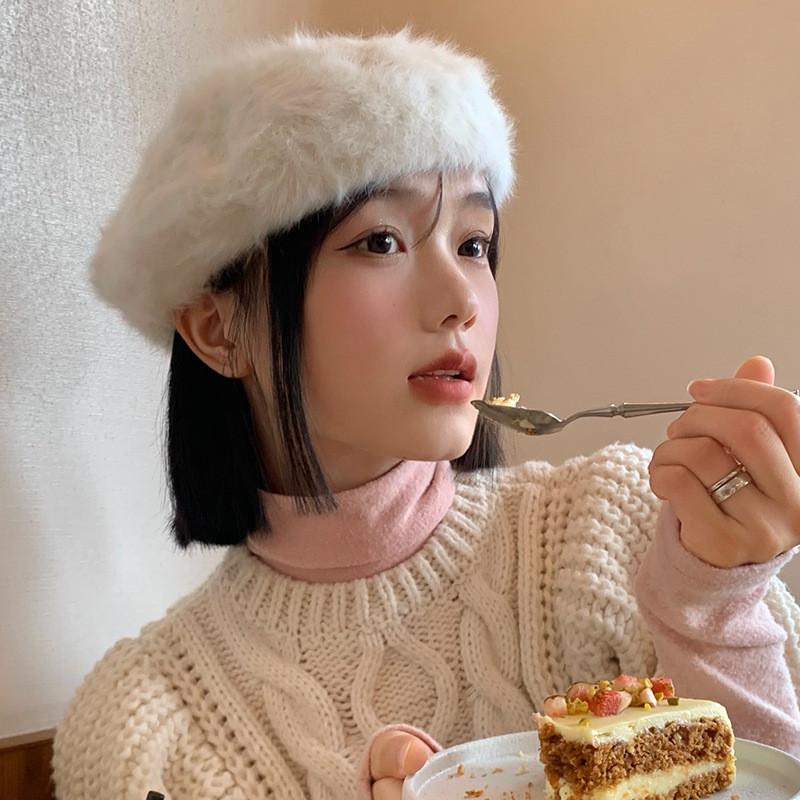 Elegant White Rabbit Fur Beret For Women Cozy Winter Hat Fashionable Painter Cap