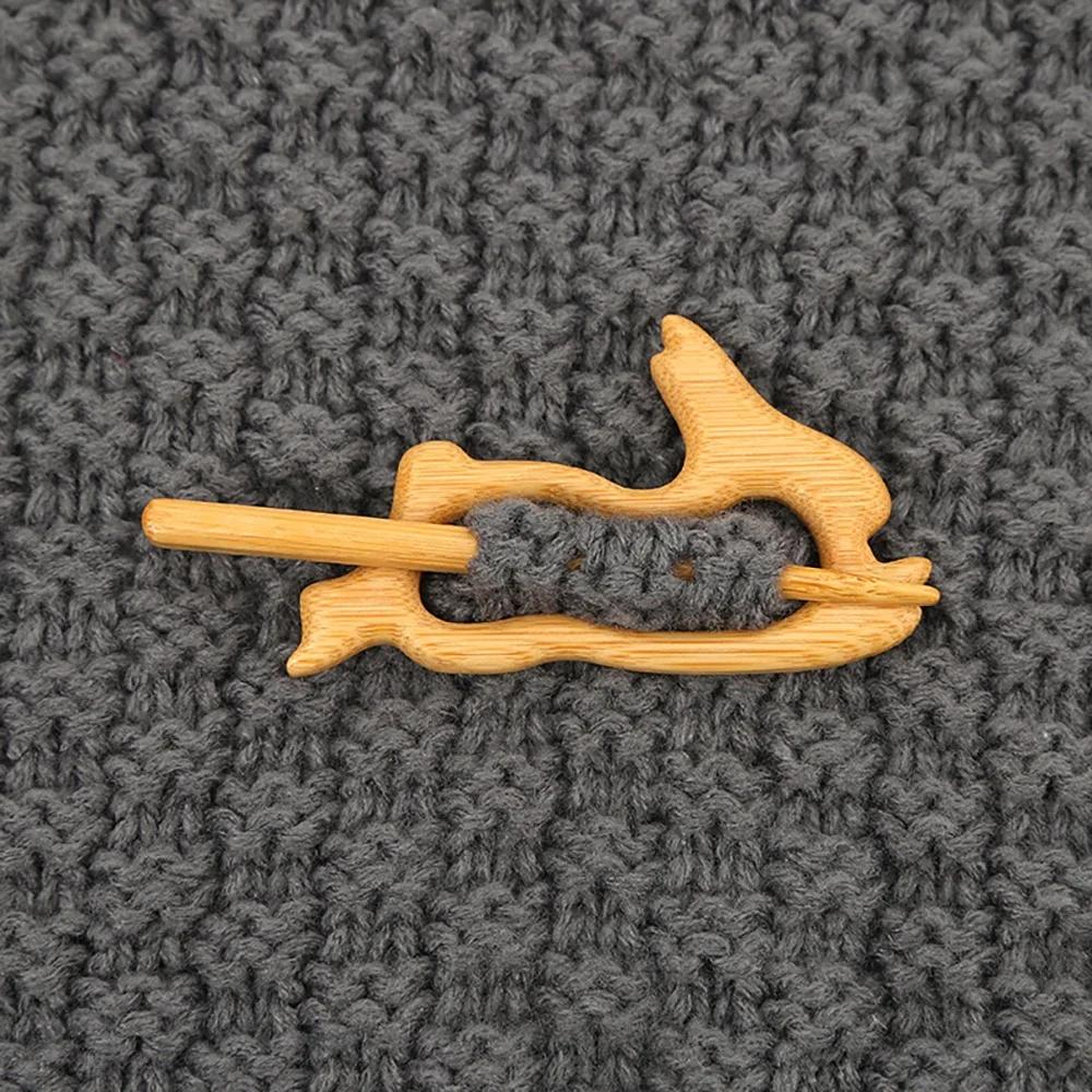 Niche Design Cute Trendy Bird Bear Rabbit Animal Flower Wooden Brooch Clothing Accessory Fashion Jewelry Women Brooch