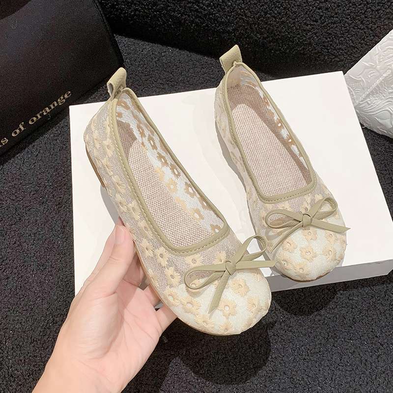 Mori women's mesh Doudou shoes women's summer new flat bottom shallow mouth one pedal lazy shoes breathable comfortable versatile single shoes