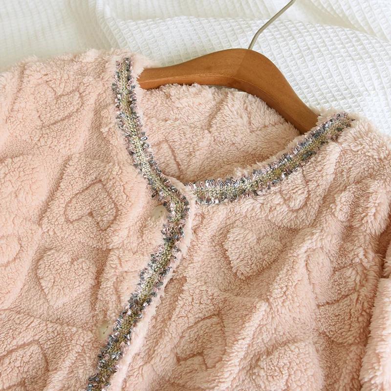 Novo Conjunto de Pijama de Lã Coral de Inverno para Mulheres Espessado Lã Plus Size Feminino Botão Sólido Gola Redonda Casa Pijama de Pelo