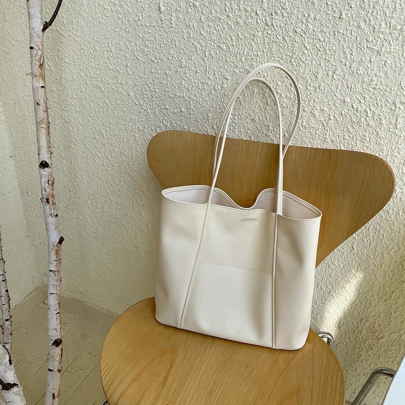 

Женская наплечная сумка большой вместимости из мягкой кожи, новая, для通勤, студенческая, школьная