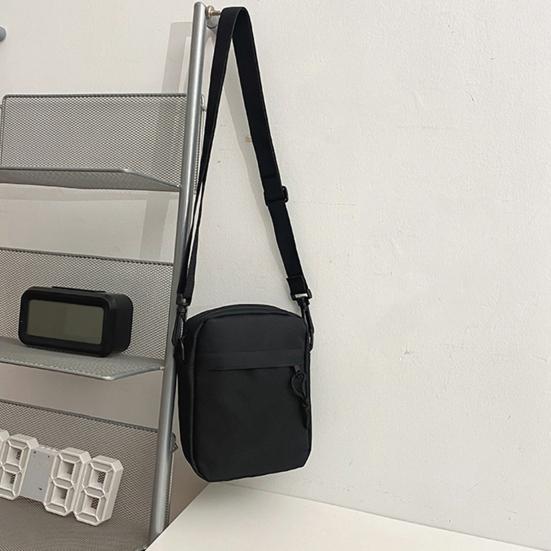 Unisex Crossbody Sling Tas Oxford Stof Schoudertas Kleine Crossbody Tas met Verstelbare Riem voor Mannen Vrouwen Dagelijkse Pendelen Straat