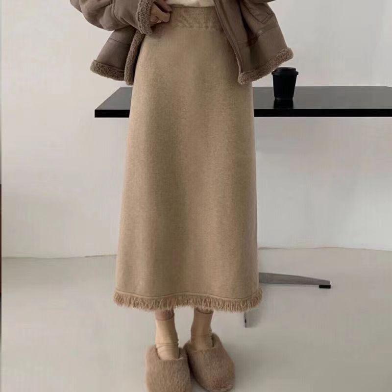 Tassel Knitted Skirt Women's Autumn and Winter New Solid Color Simple Thickened Mid-Length Casual Versatile Straight Hip Cover Long Skirt