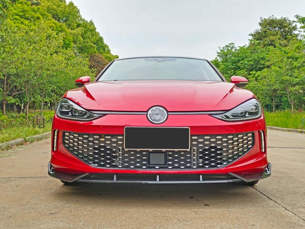 Kit Lip Față și Spoiler Spate Volkswagen New Lavida L 2022