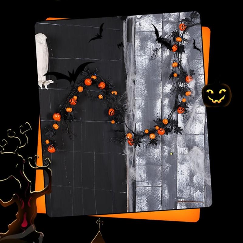 Artificial Leaf Vine Hanging Maple Leaf Vine with Artificial Pumpkins Halloween Party Decoration for Door Wall, 5.9Feet