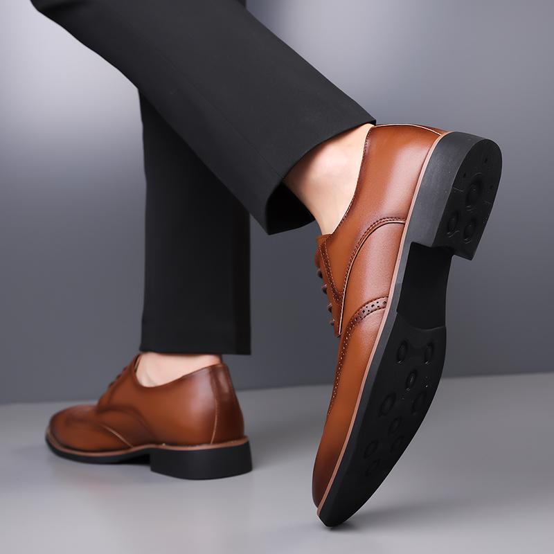 Fashion Wedding Vintage Men Gents Footwear Men Classic Male Business Oxfords Shoes New Male Dress Shoes All-match Fashion Casual Shoes