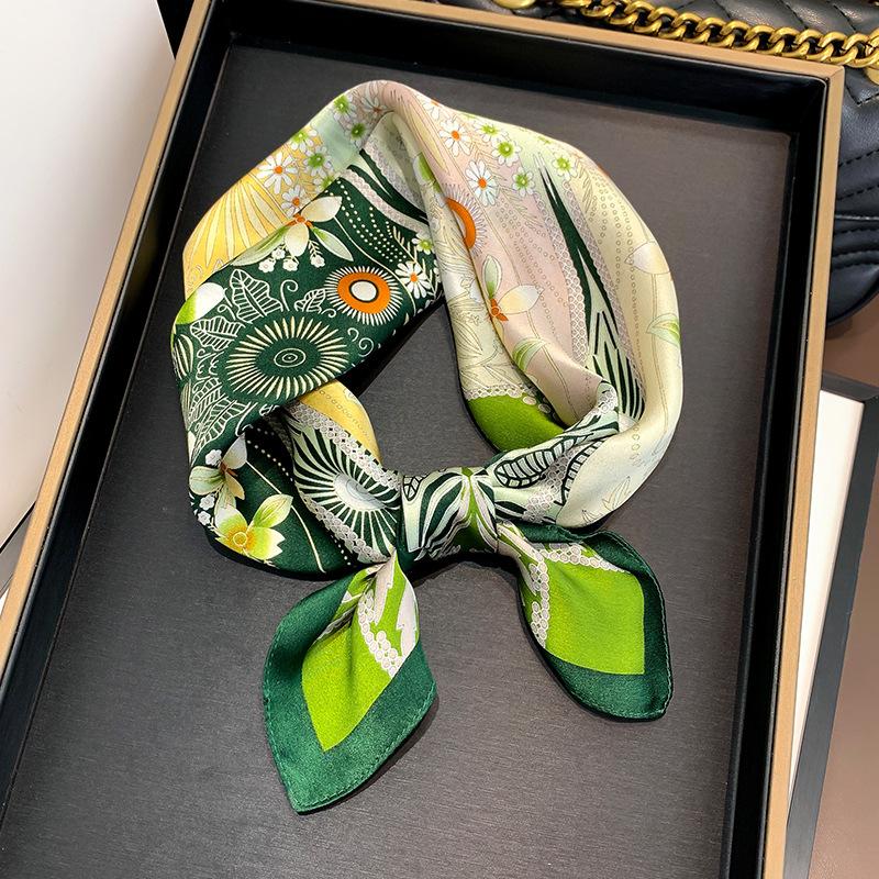Green floral 100% mulberry silk scarf autumn and winter small square scarf versatile silk scarf temperament Korean silk scarf women