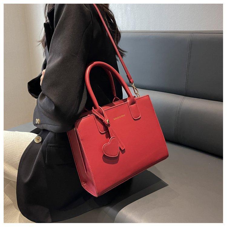 Wedding Bag High-end Messenger Bag Women's Bag 2025 New Bridesmaid Bag Handbag Red Wedding and Bride Bag