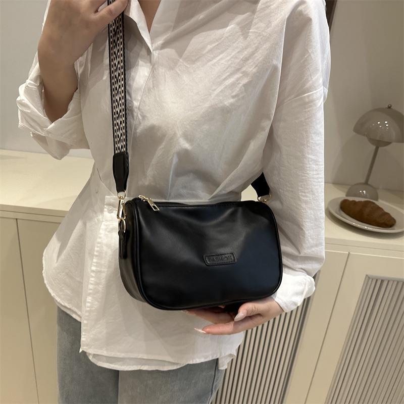 New Women's Bag Summer Comfortable Wide Shoulder Strap Casual Solid Color Light Shoulder Underarm Bag Messenger Bag Women