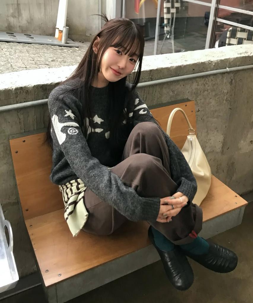 Lougeu Signature Logo Sweatshirt_Charcoal