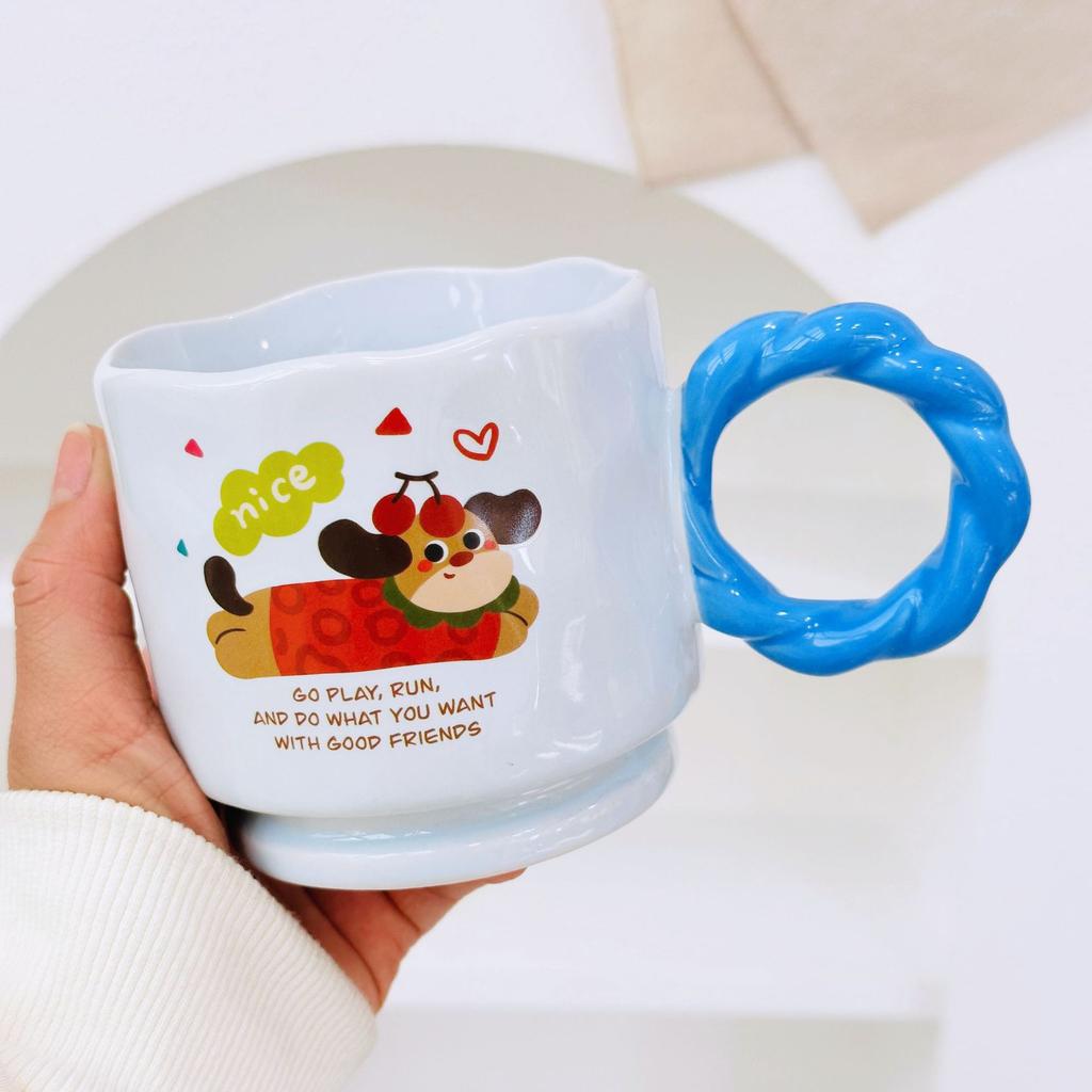 High-value Simple Polka Dot Goblet Cartoon Cute Pet Cute Ceramic Cup High Temperature Resistant Girls Mug