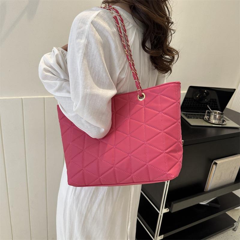 Retro Personalized Chain Tote Bag Summer New Bag Women's Fashion Simple Shoulder Bag Casual Handbag