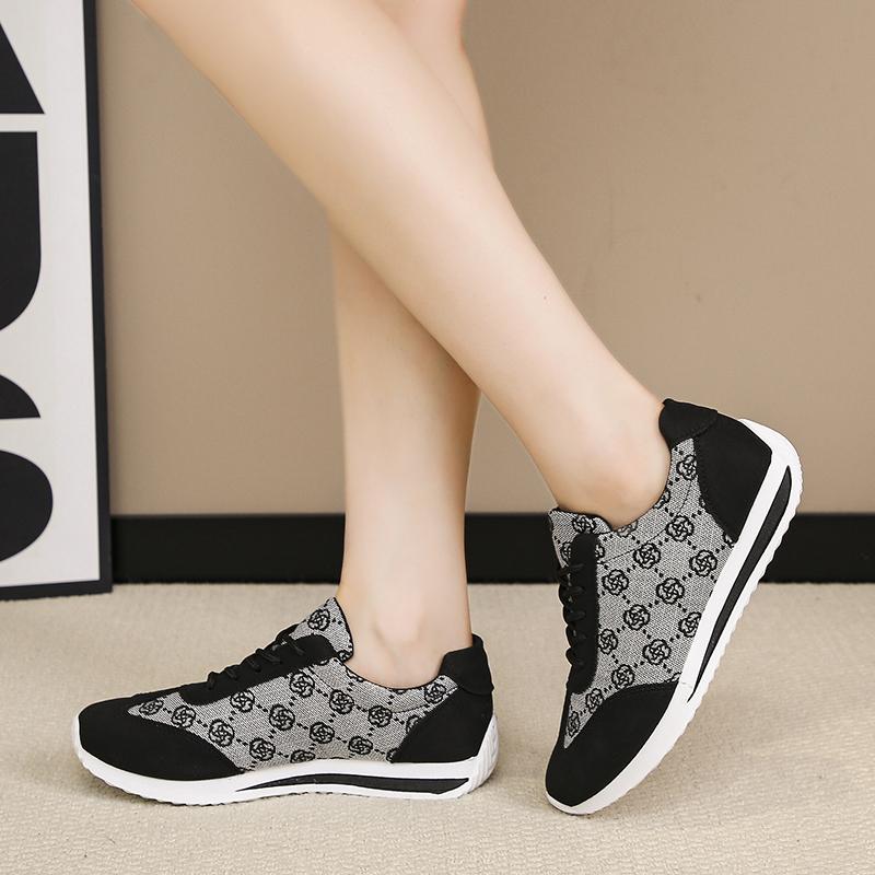 Fashion 2025 New Spring and Summer Women Mouth Fashionable Breathable Sneakers Flat Comfortable Casual Walking Sneakers