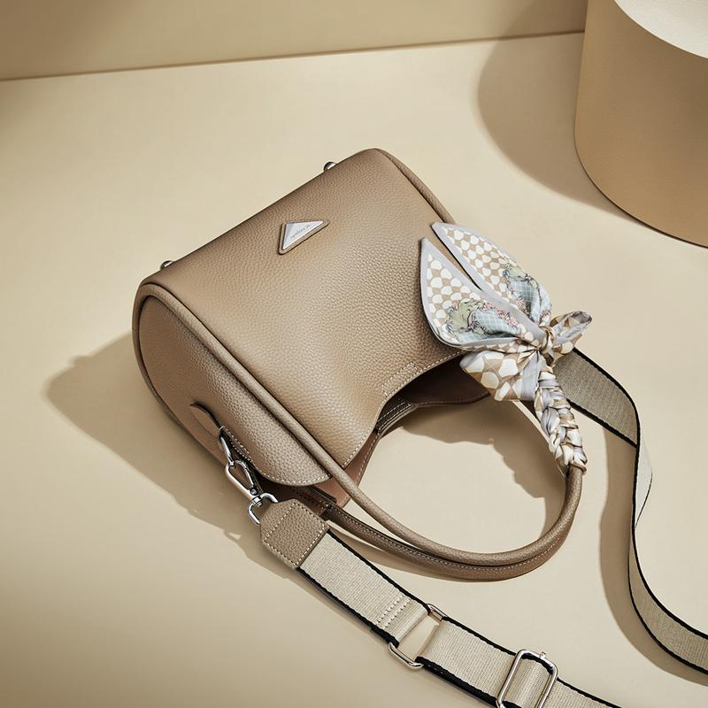 First Layer Cowhide Women's Handbag