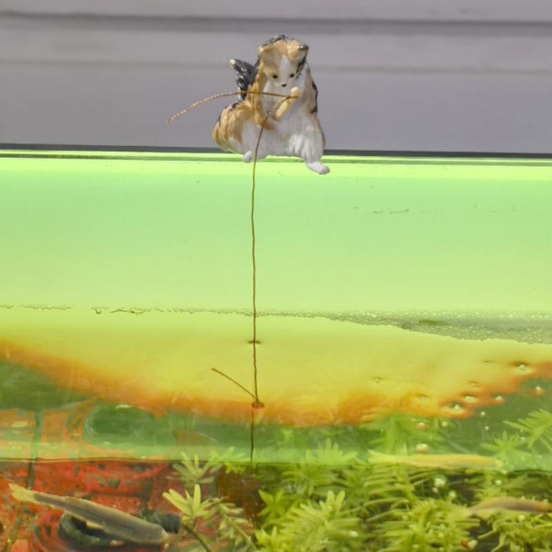 1Pcs Fish Tank Landscaping Vivid Shape Exquisite Cartoon Fishing Cat Ornament