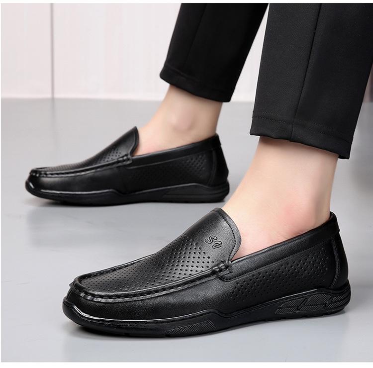 Neue Schuhe für Herren, echtes Leder, lässige Fahrschuhe, modische Slip-on-Loafer, atmungsaktive Sandalen aus mikroporösem Leder für den Sommer