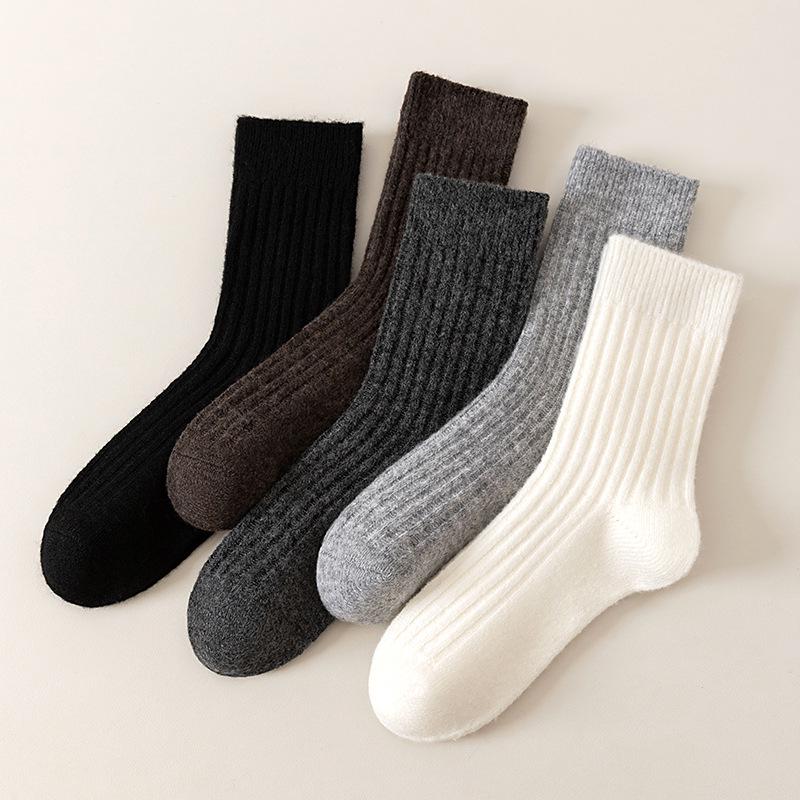 Men's Autumn & Winter Wool Socks - Double-Needle, Velvet Lined, Mid-Calf, Warm Cashmere, Casual & Business.