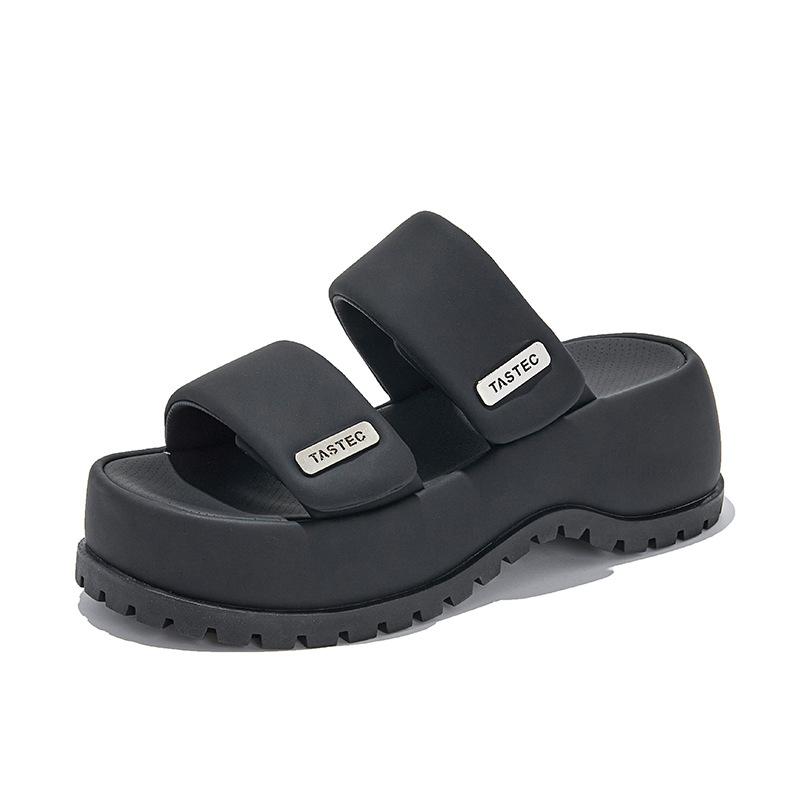 Suction Film Bottom Outer Slippers Women's 2025 Summer New Fashion Thick Bottom Heightening Half Drag Retro Versatile Outdoor Sandals