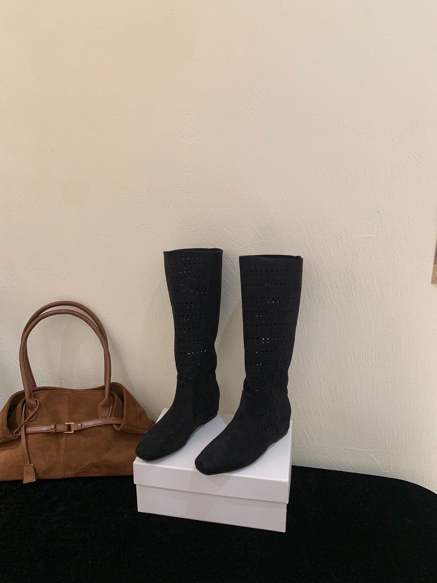 

2025 new retro hollow breathable tall knight boots, 4CM matte leather boots and cool boots will be added in summer 39 чёрный