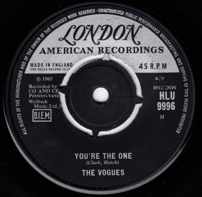 7inch Record VOGUES - You're The One / Some Words HLU9996 London Records, 1965 UK Pop Used