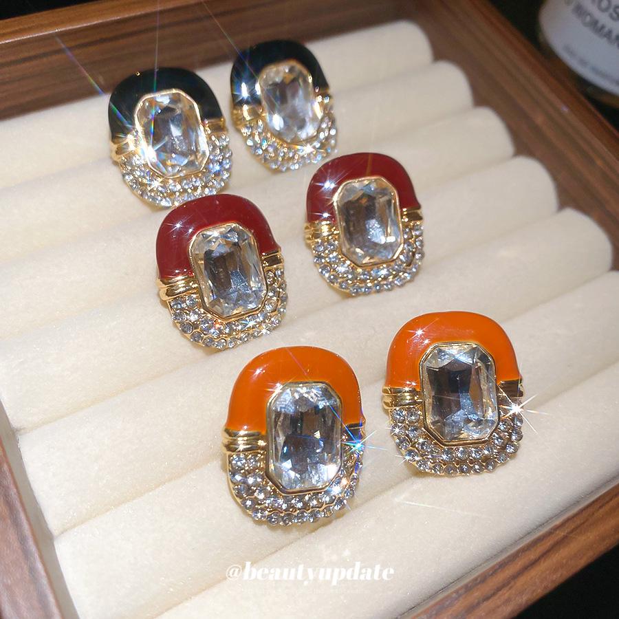 Retro Zircon Square Stud Earrings: Luxurious Silver Needle Design for Autumn/Winter