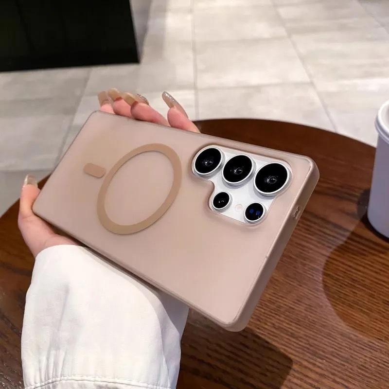 Suitable for Samsung S25ultra Mobile Phone Case S25edge Ice Fog Magnetic Absorption A56A26A55 Matte A17 A07 Thin