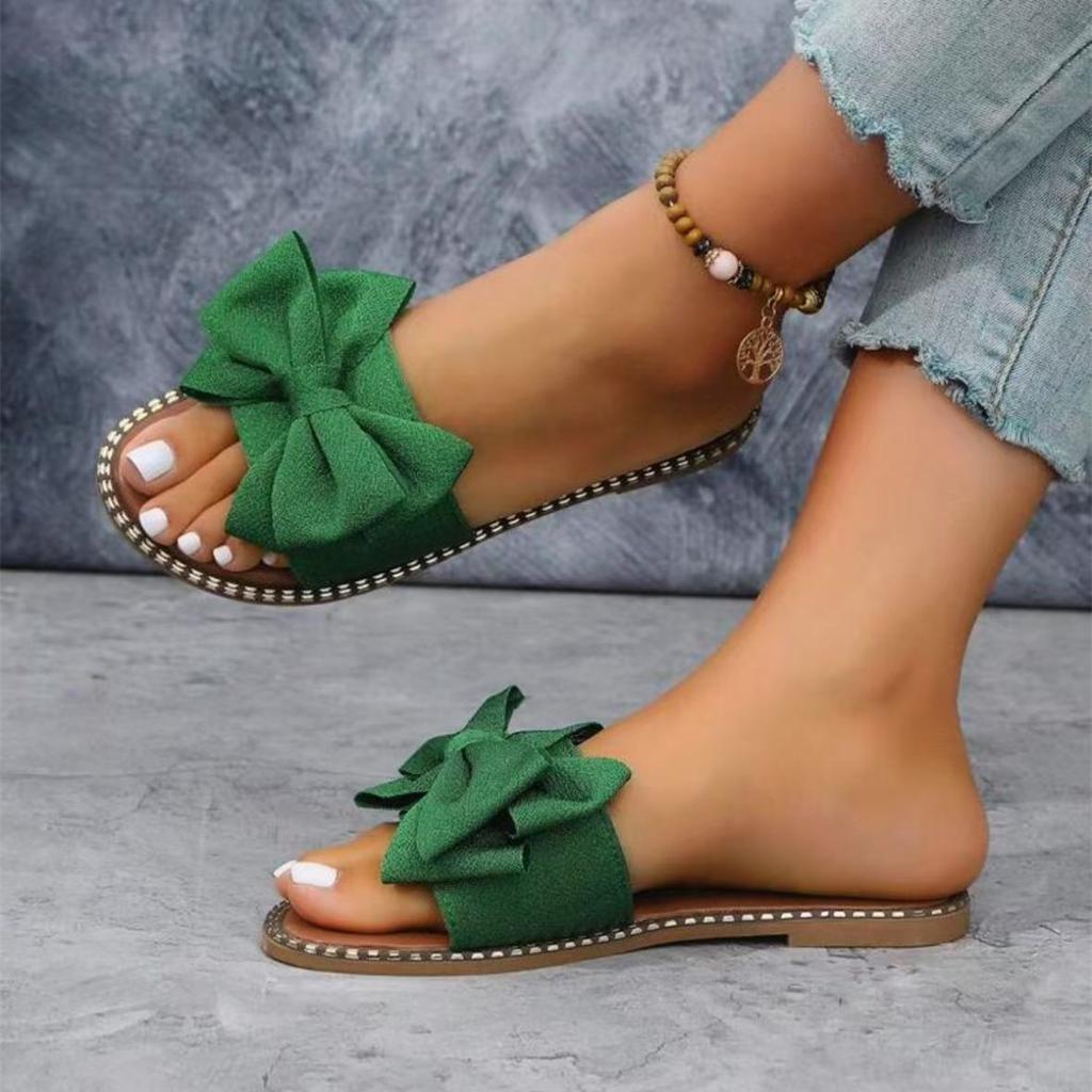 2026 New Flat Bottomed Rhinestone Bow Straight Slippers for Women Wearing Solid Color Lightweight Cloth Surface Sandals