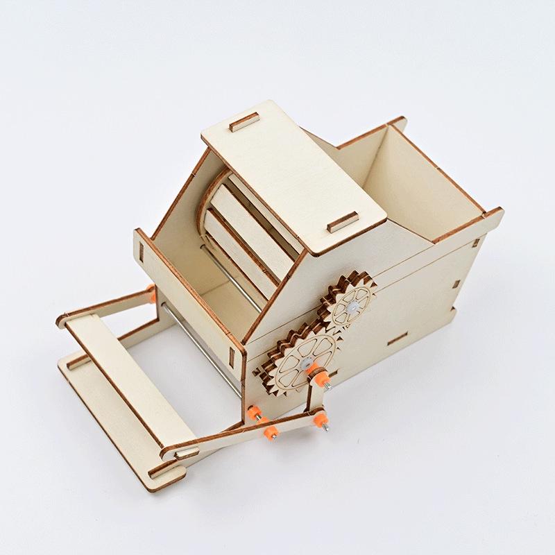 Nostalgic Retro DIY Threshing Machine Science Kit for Students