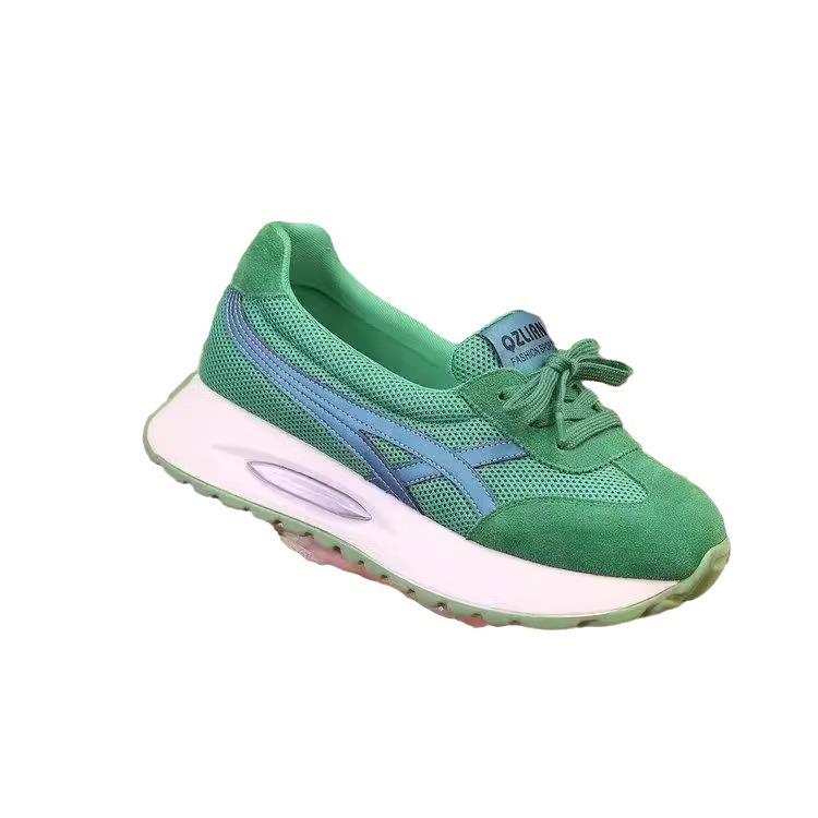 Autumn women's shoes heightened platform versatile shoes children's 2025 new popular round head Korean single shoes casual sports shoes