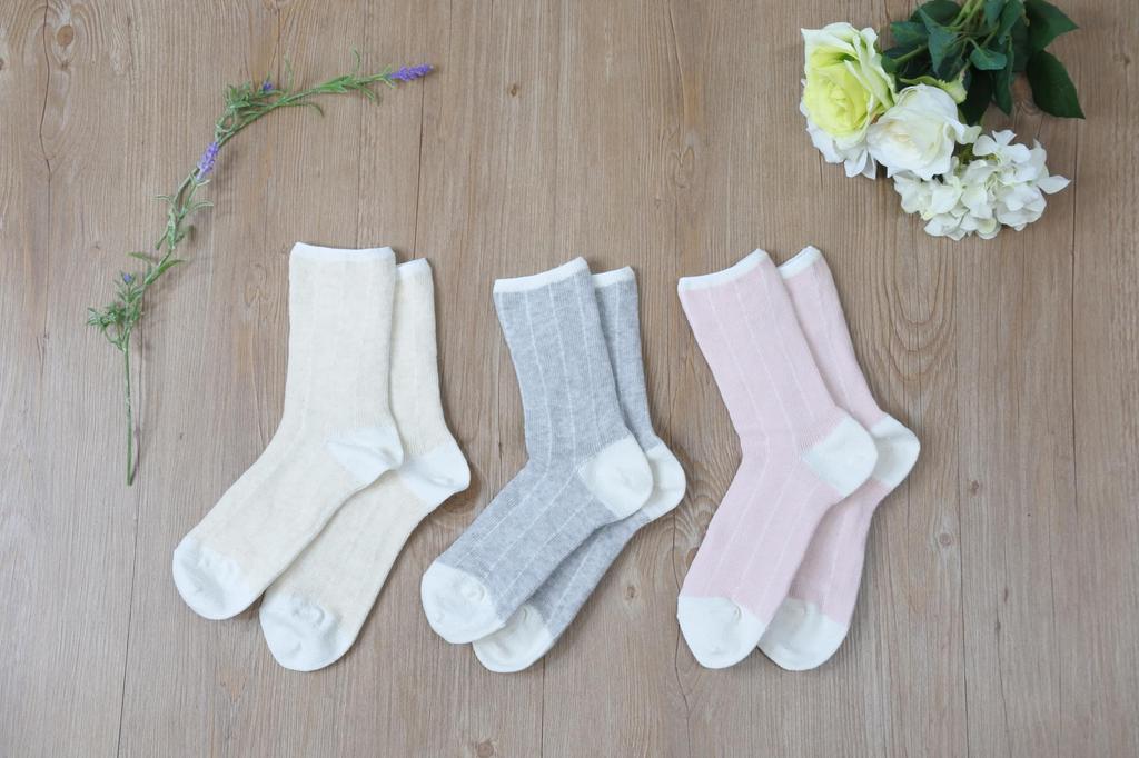 Weiche Socken Seidenmischung in [sunayama] Doppellagig Gazartig [100% Innenseite] [Baumwolle-Seide Außenseite] [Made Japan] (Rosa)